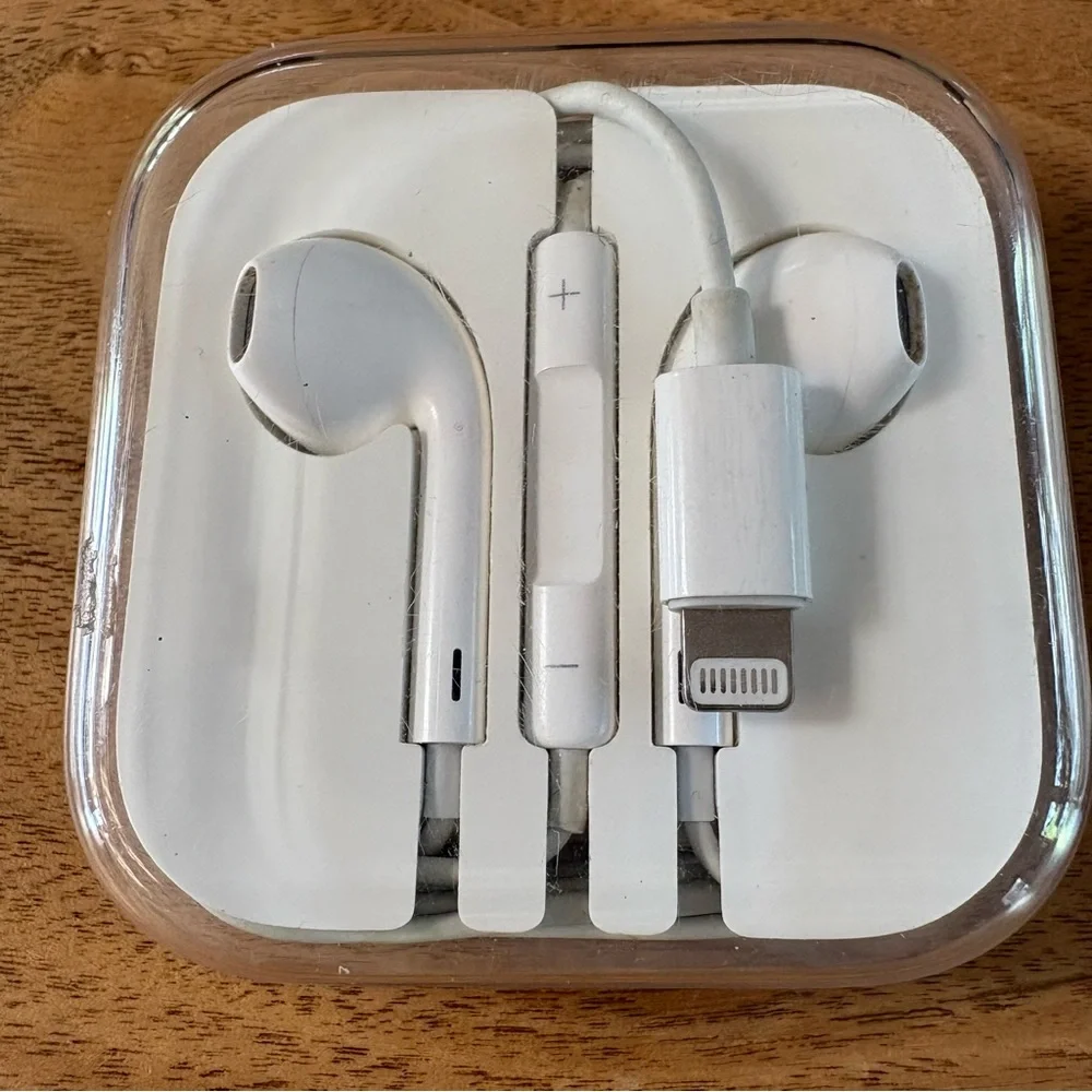 Pair of Apple Ear phones with Lightning Connector